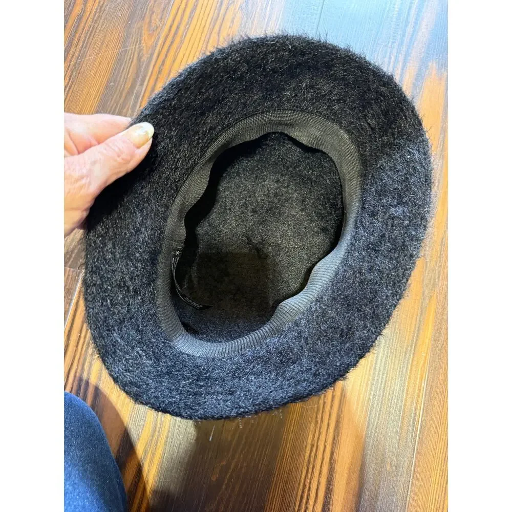 Urban Outfitters euc black